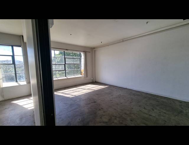 450M² BUSINESS TO LET IN WOODSTOCK